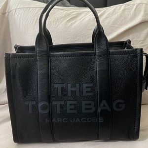 THE TOTE BAG MARC JACOBS